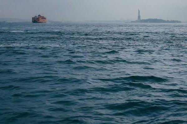 艺术表达的自由边界主张创作自由的一方强调相关的高质量图像