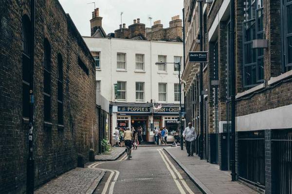 对于中国观众而言主题的精美插图