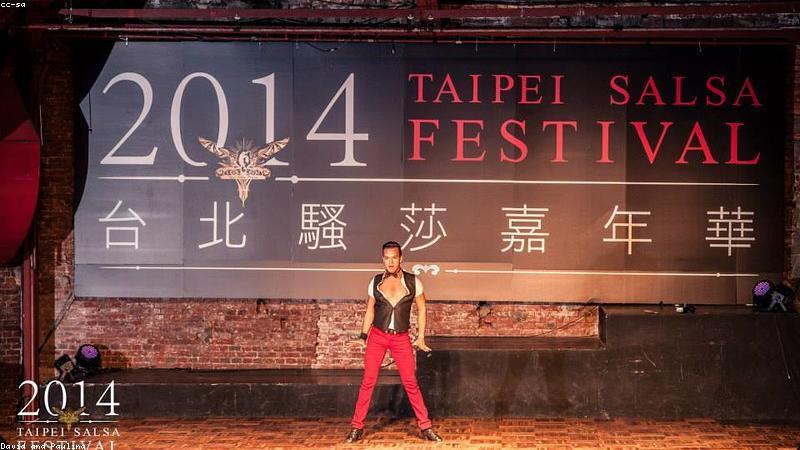 展示professional概念的视觉内容