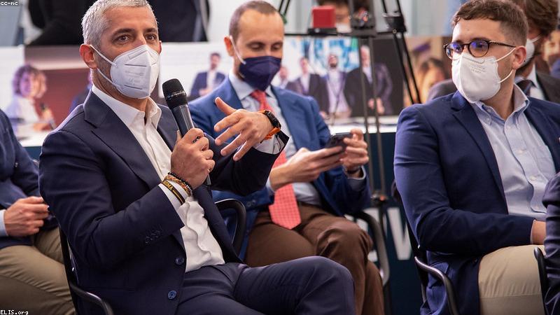 innovation主题的精美插图