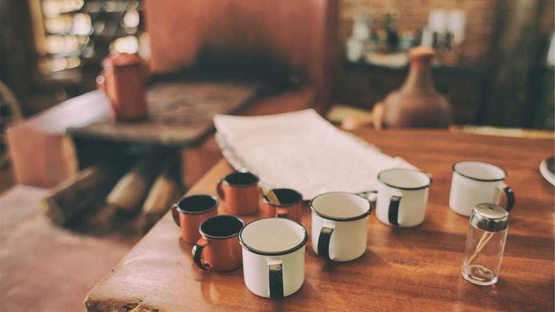 2025高效工作实战手册主题的精美插图